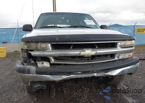 2002 Chevrolet Tahoe Ls из США, поврежденный, VIN 1GNEC13Z42R139437